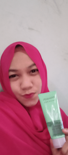 cosdna laneige water bank gel cream cara baca Wardah Hydrating Aloe Vera Plasma zinc, vitamin B12